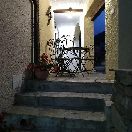 Az. Agrituristica U'spigu 加尔伦达